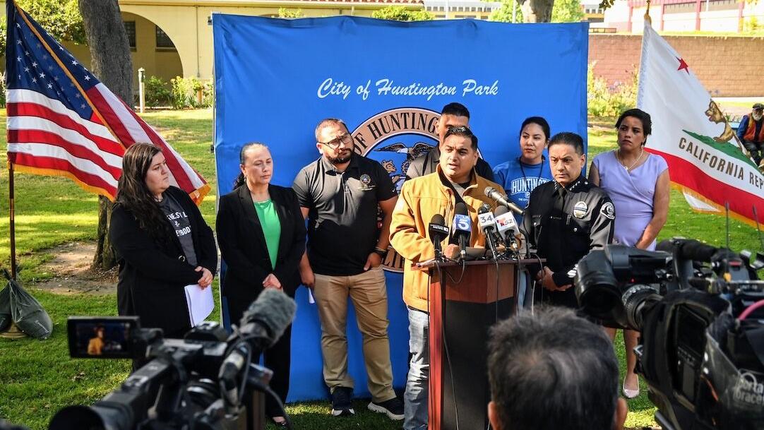 ICE raids near elementary school graduation in Huntington Park